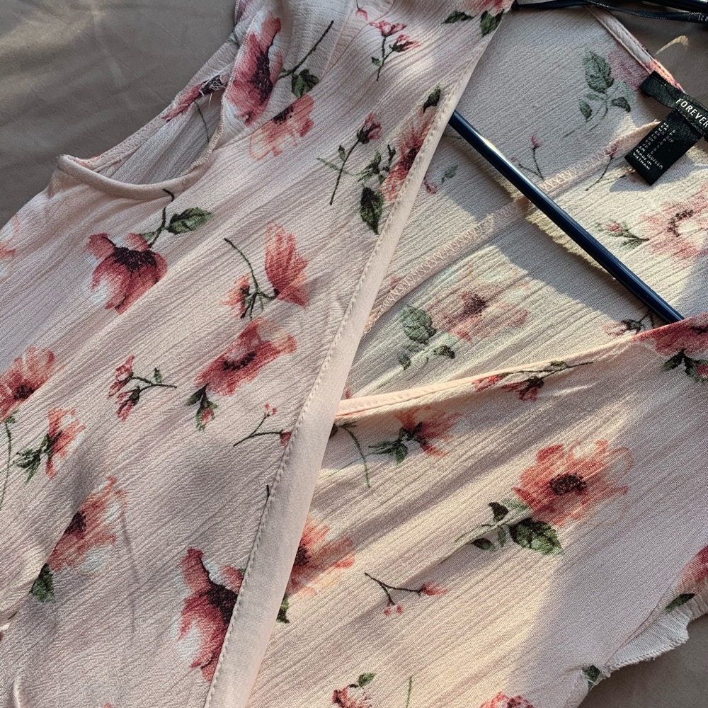 Springtime Romper Jumpsuit w/ Floral Pattern